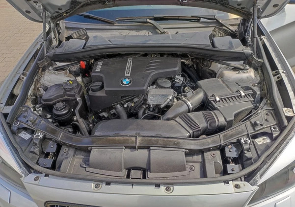 BMW X1 cena 52700 przebieg: 98350, rok produkcji 2015 z Warszawa małe 154
